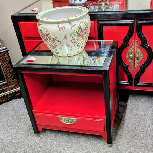 NIGHTSTAND
