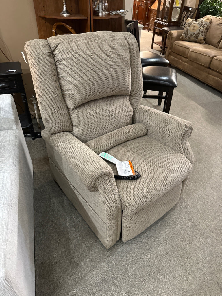 MEGA MOTION RECLINER