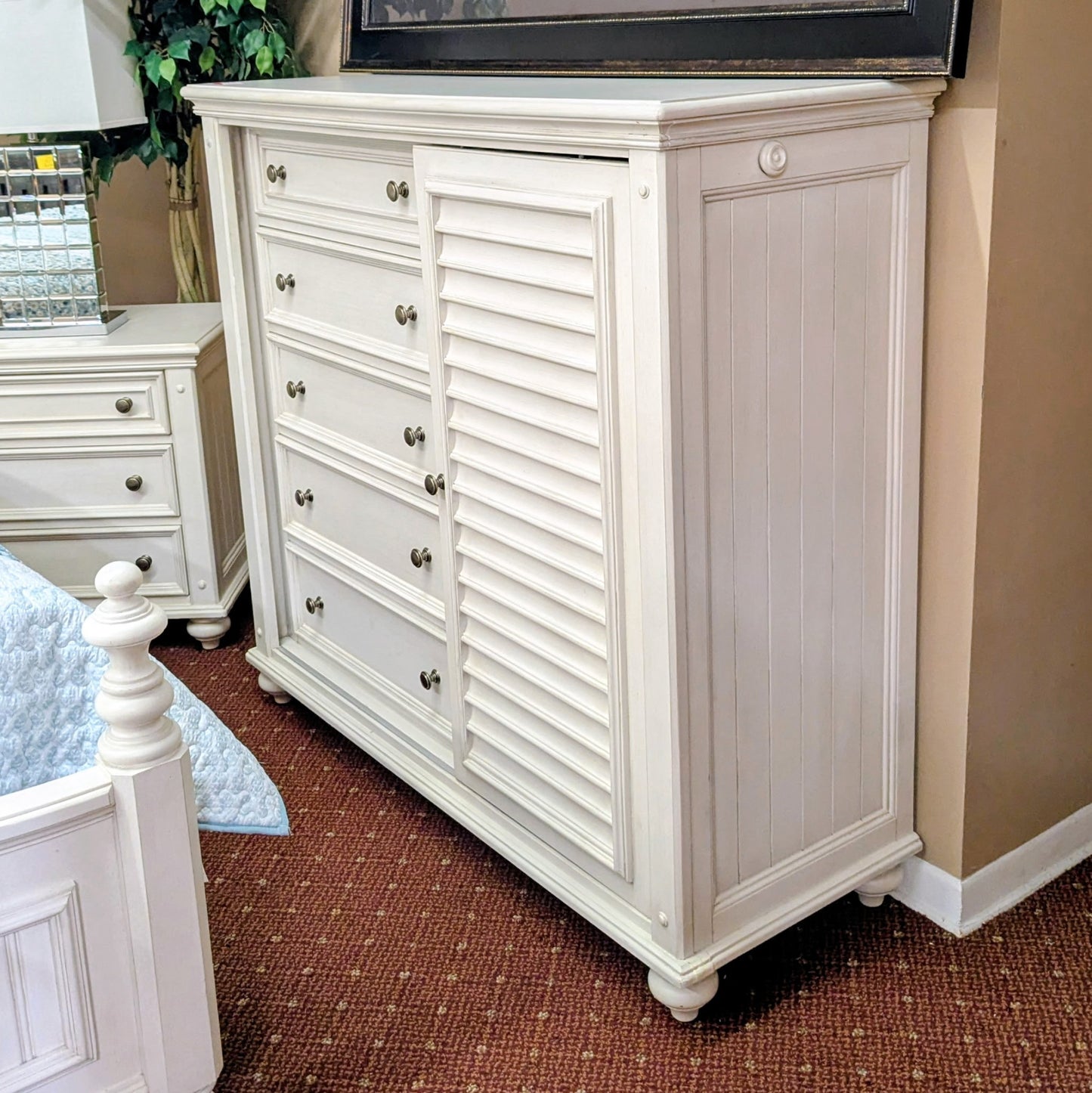 BEDROOM SET