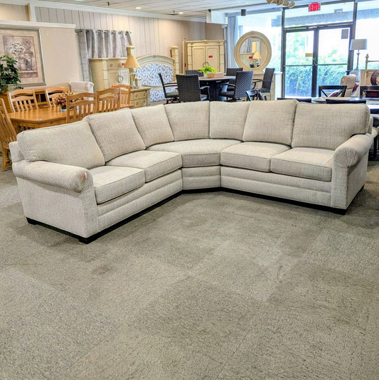 HUNTINGTON HOUSE SECTIONAL