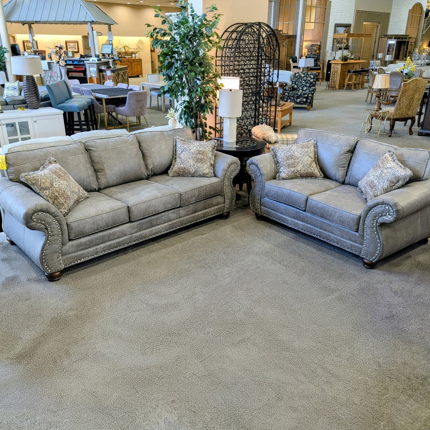 HUGHES SET