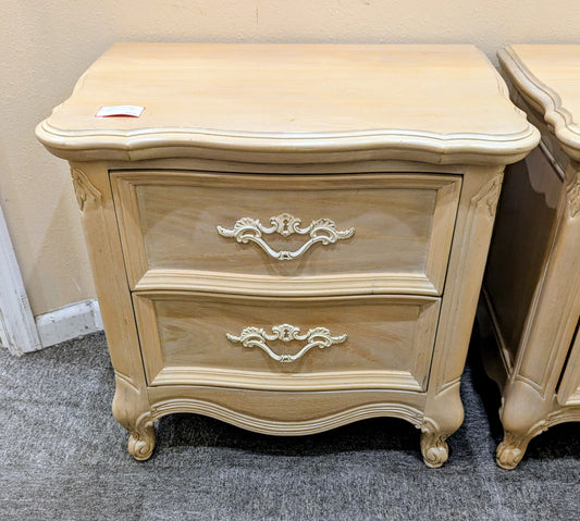 LEXINGTON NIGHTSTAND