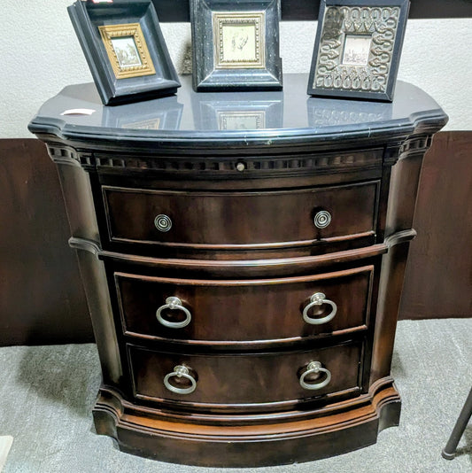 NIGHTSTAND