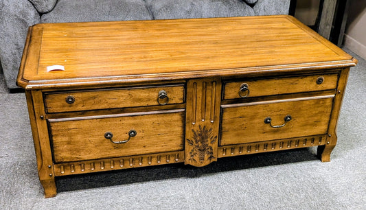 LEXINGTON COFFEE TABLE