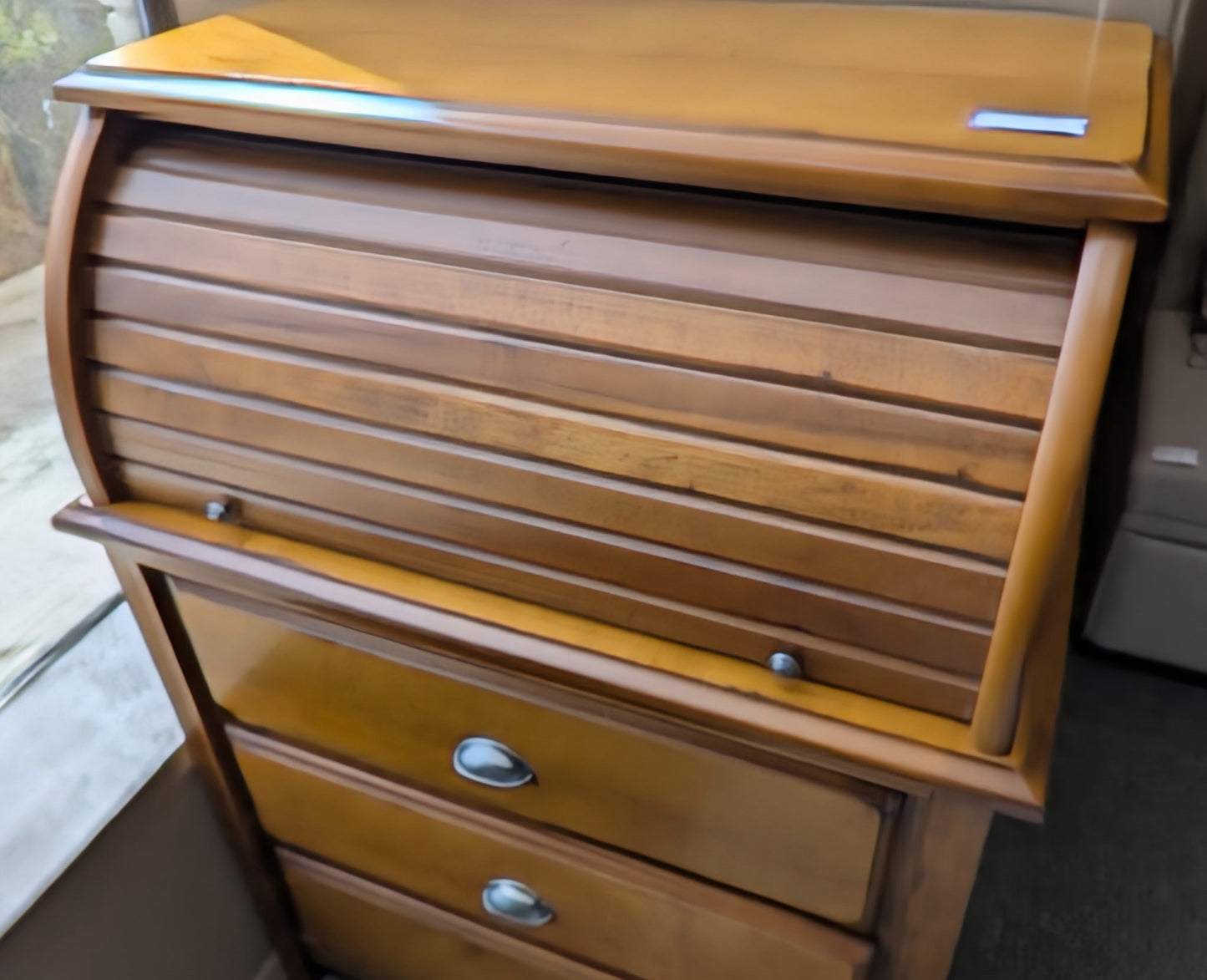 DESK