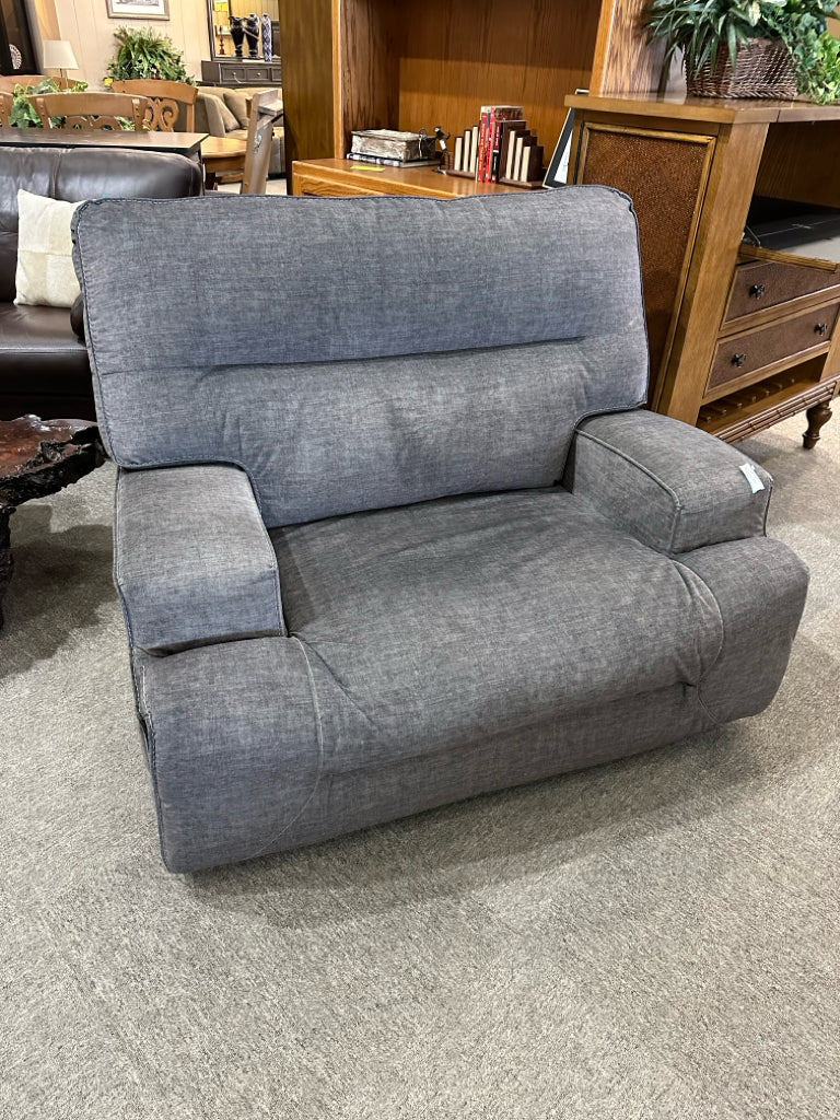 RECLINER