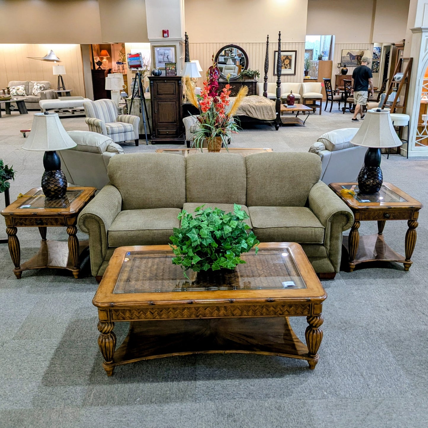 COFFEE & 2 END TABLES SET