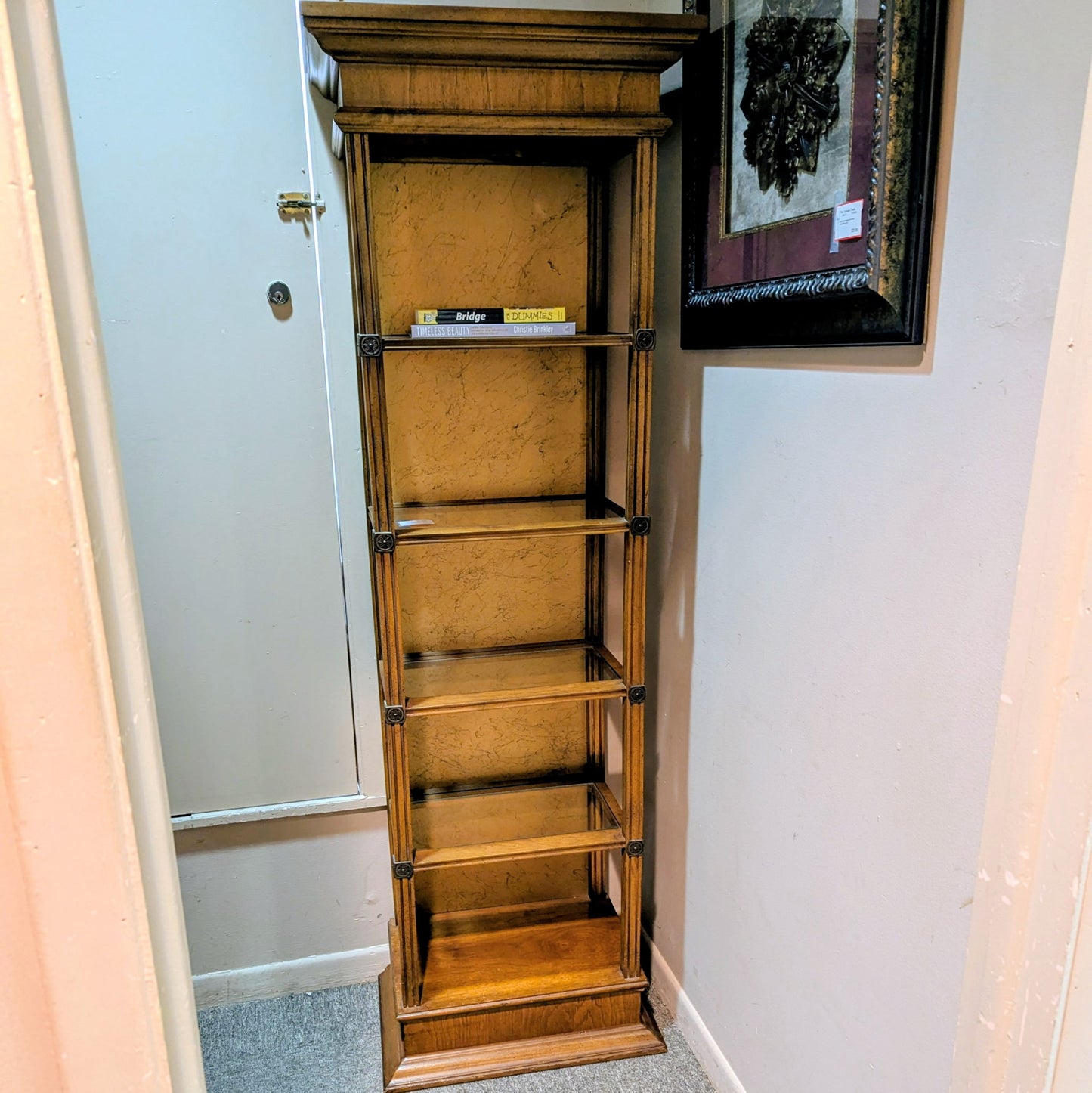 ETAGERE