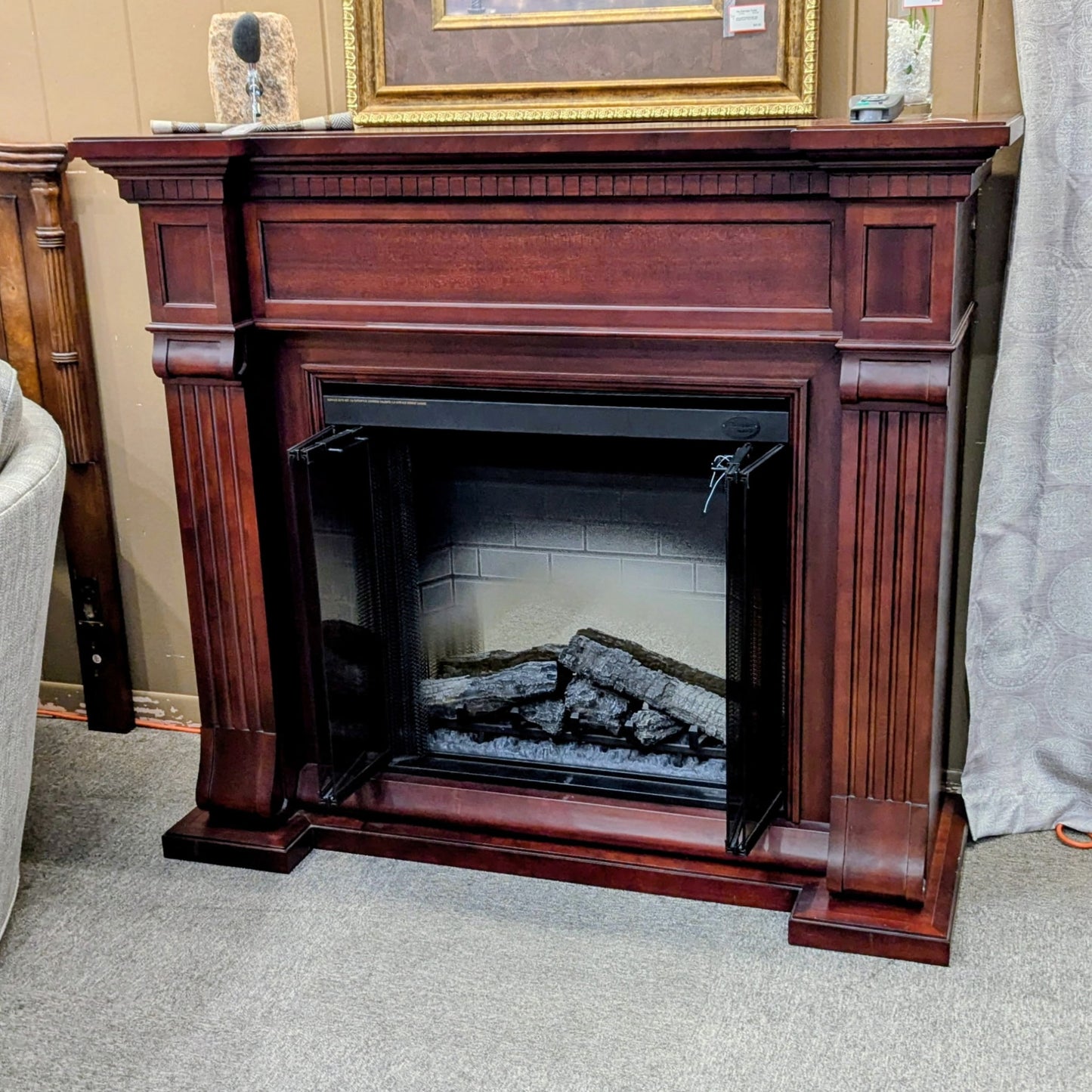 DIMPLEX FIREPLACE