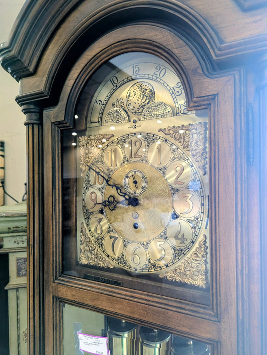 HOWARD MILLER CLOCK