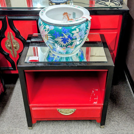 NIGHTSTAND