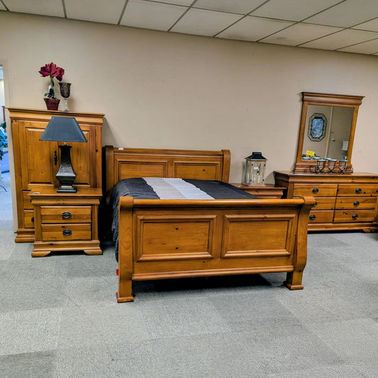 VIRGINIA HOUSE BEDROOM SET