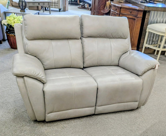 BASSETT LOVESEAT