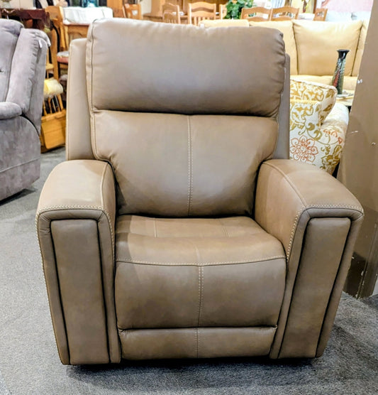 RECLINER
