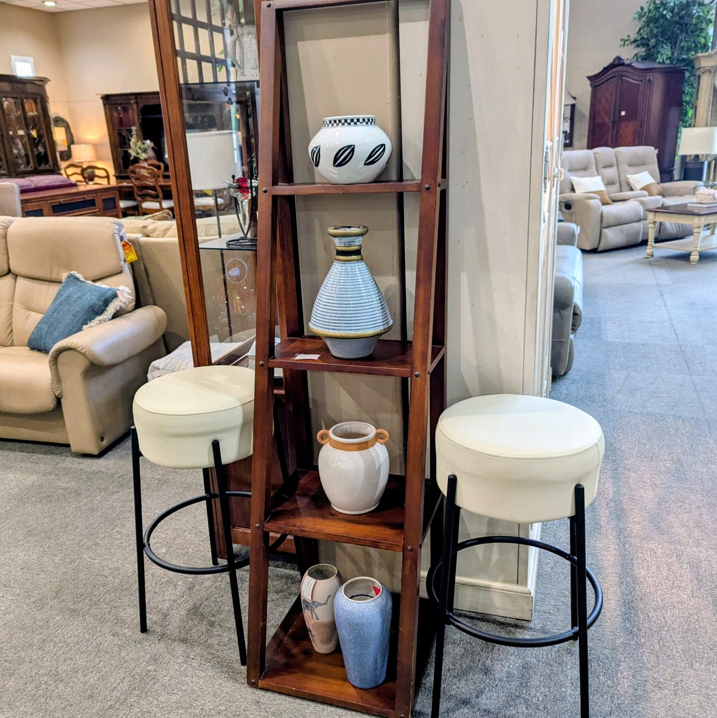 LADDER BOOKCASE