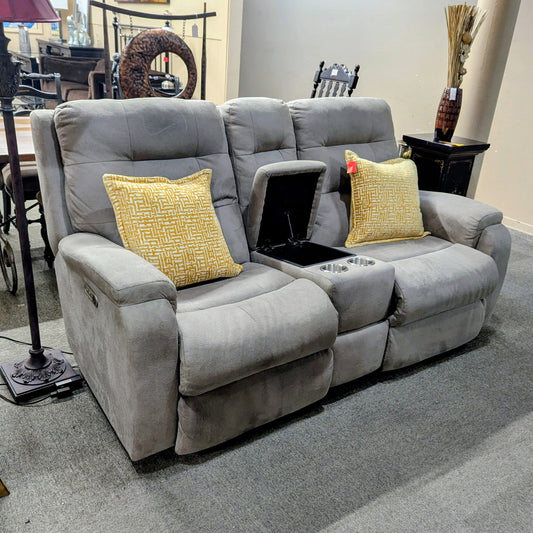 LOVESEAT