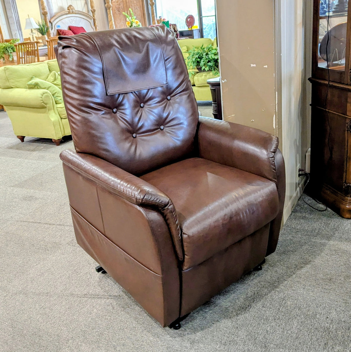 LIFT CHAIR