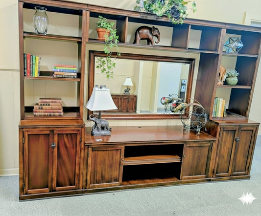 POTTERY BARN ENT. CENTER