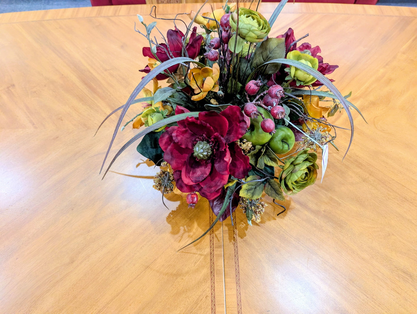 AMERICAN DREW DINING