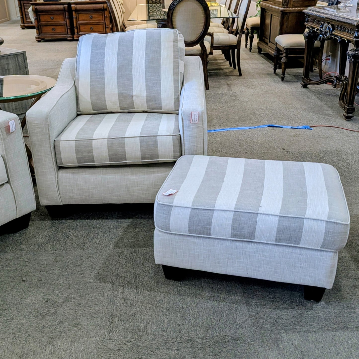 SOFA & CHAIR W/OTTOMAN