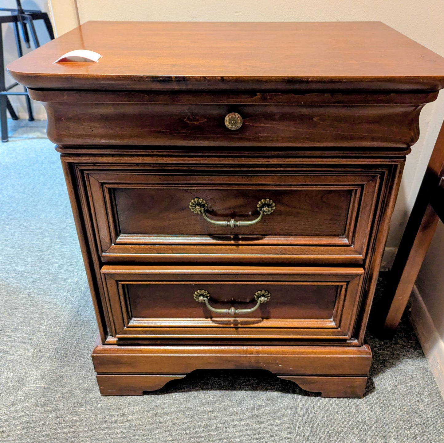 LEXINGTON NIGHTSTAND
