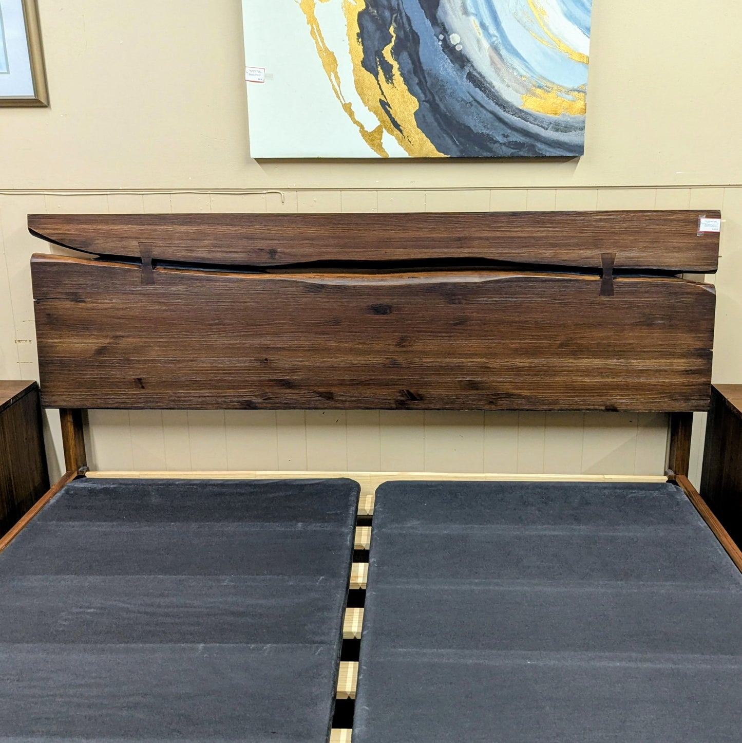 BEDROOM SET