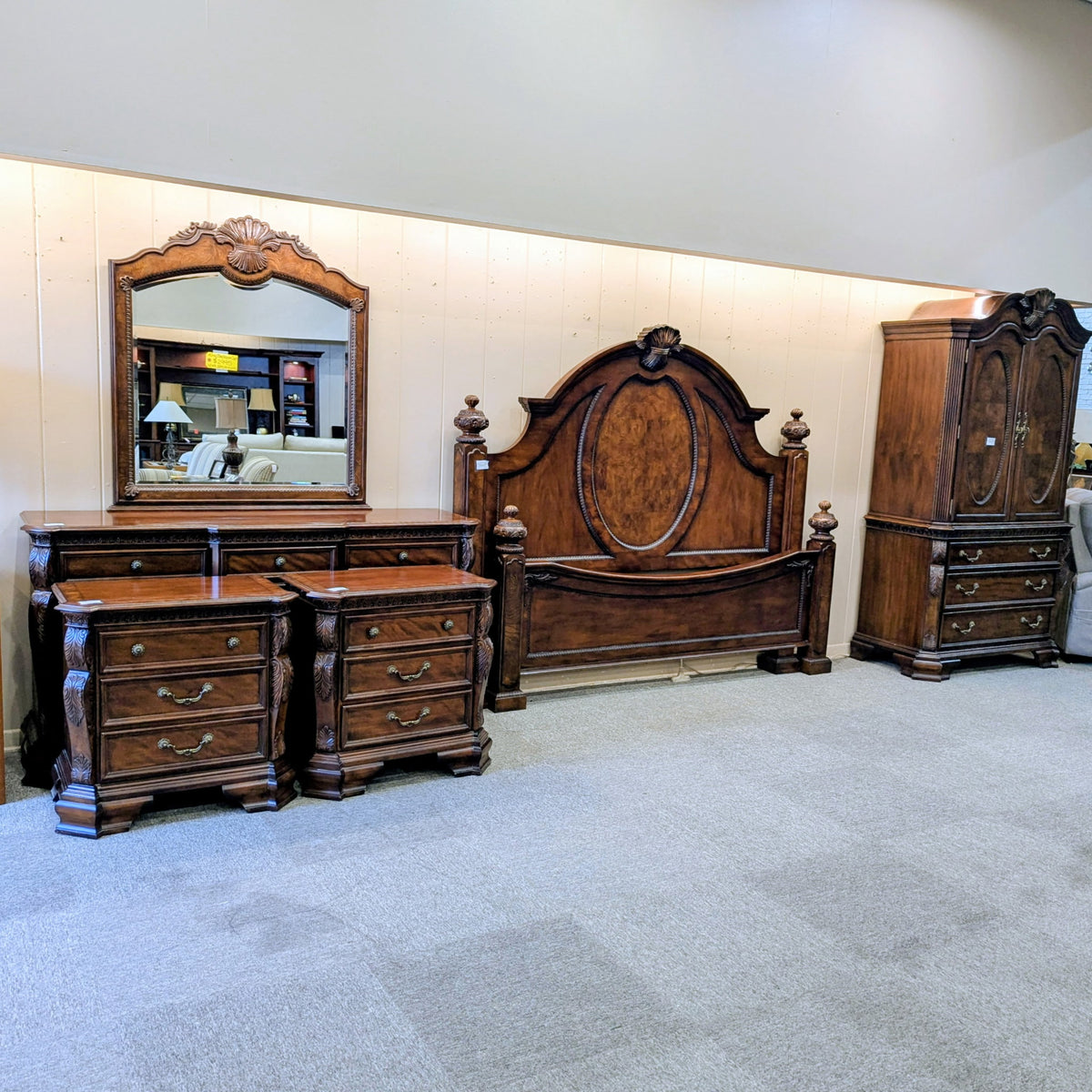 BEDROOM SET