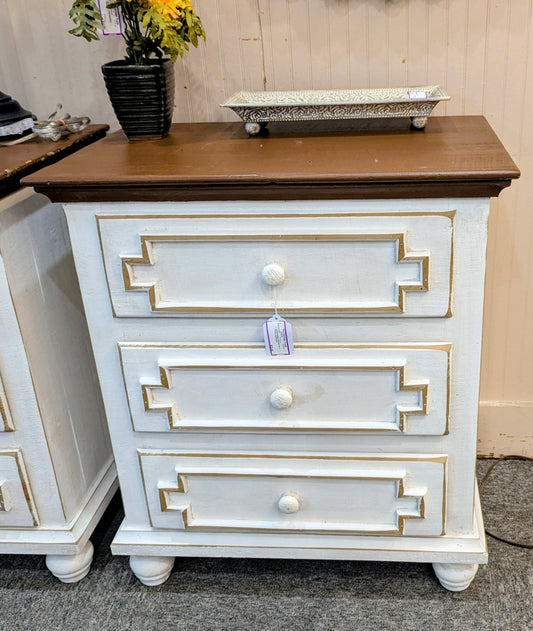NIGHTSTAND