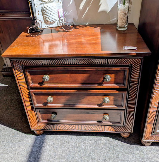 NIGHTSTAND