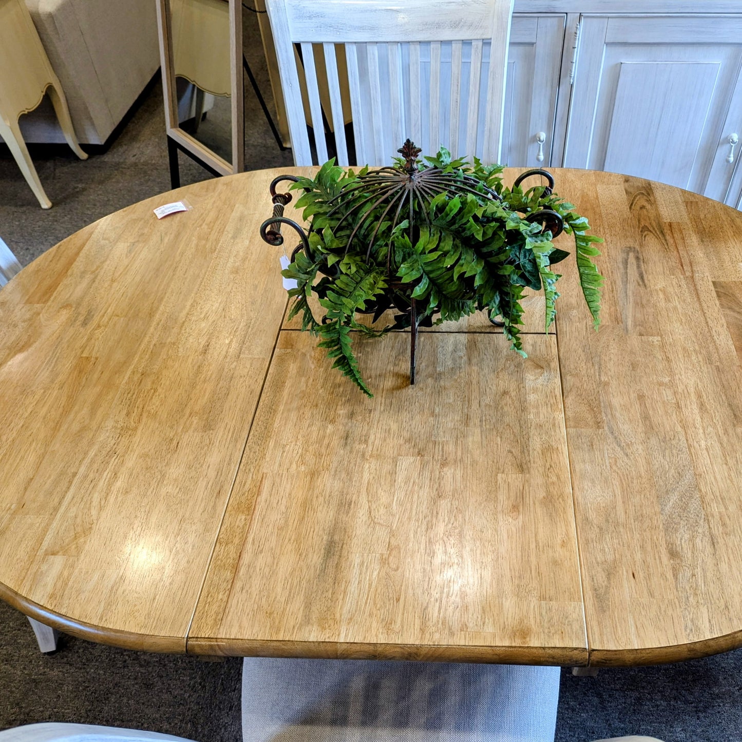 UNIVERSAL DINING