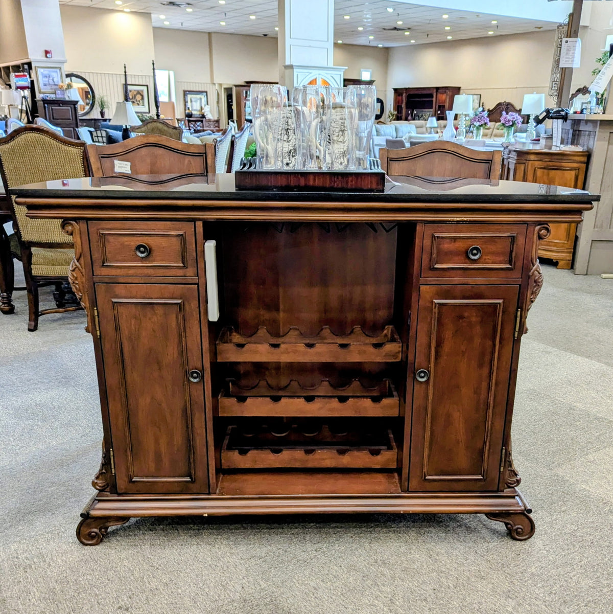 BAR W/STOOLS