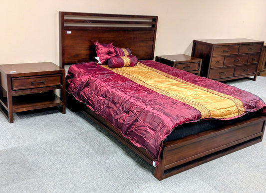 BEDROOM SET