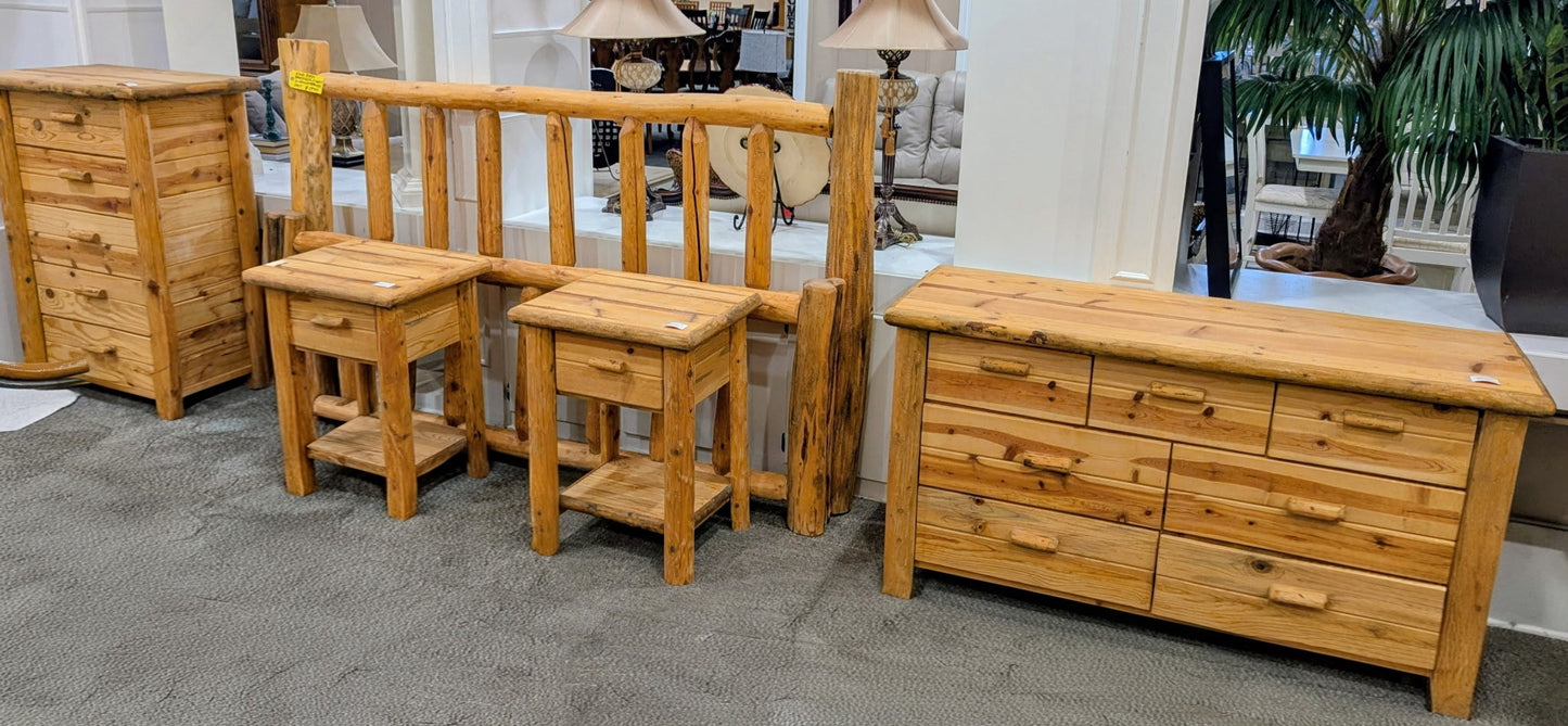 BEDROOM SET