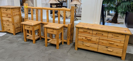 BEDROOM SET