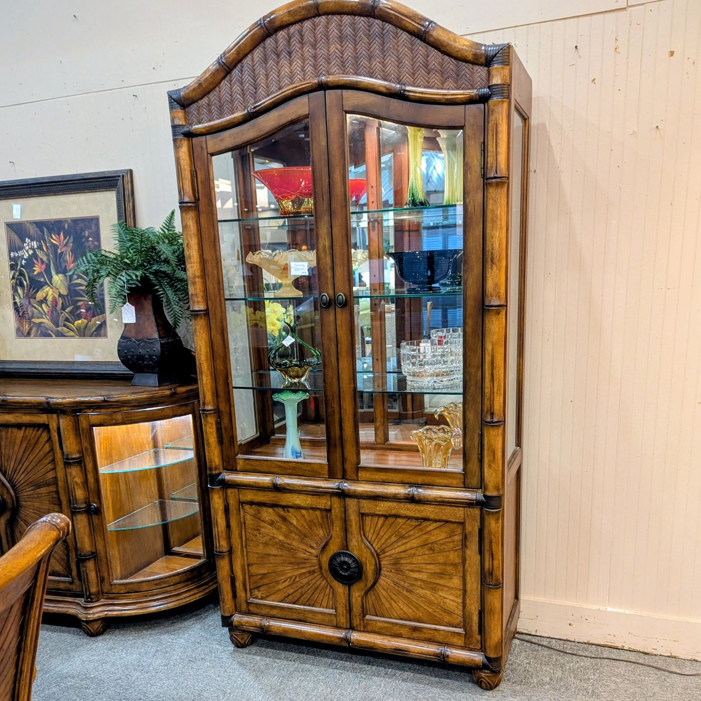 CHINA HUTCH