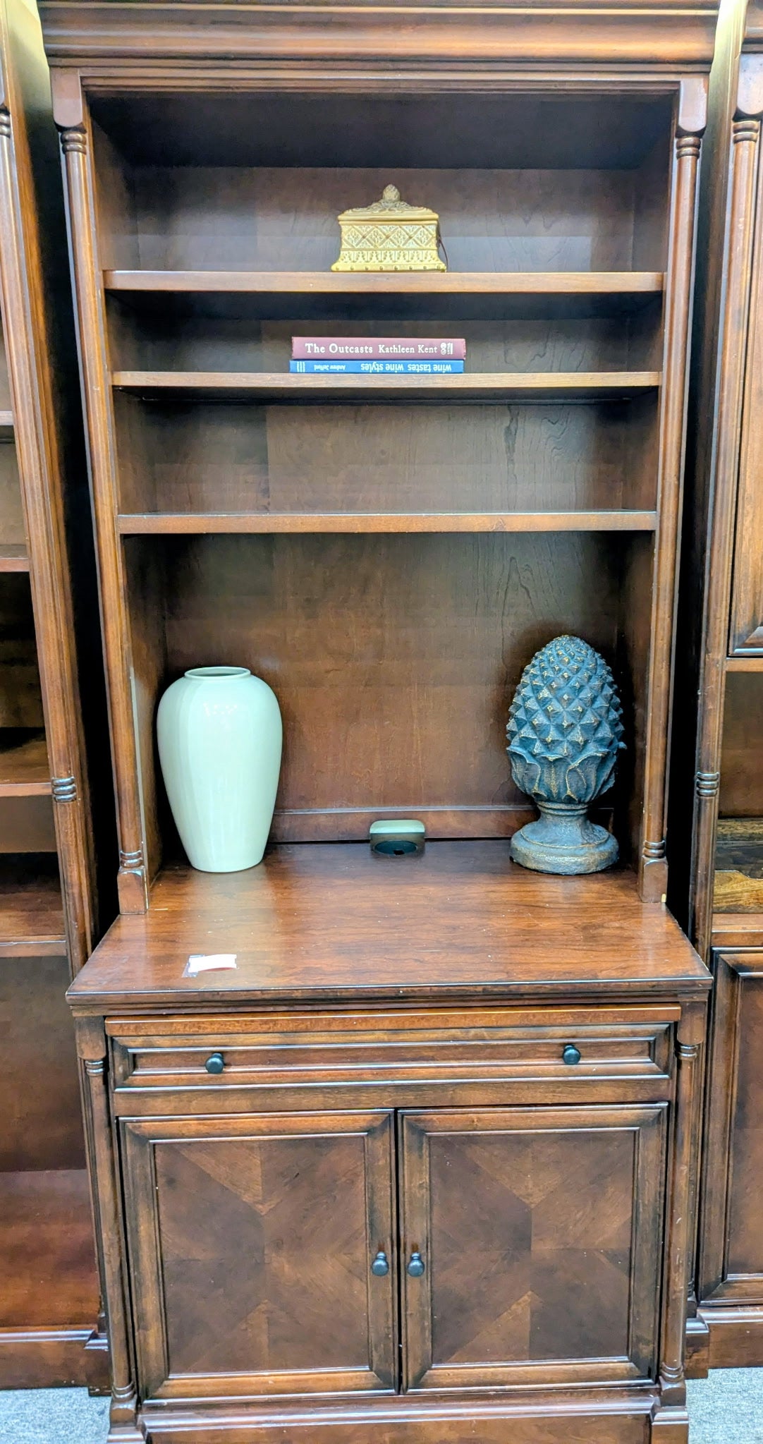 DESK UNIT