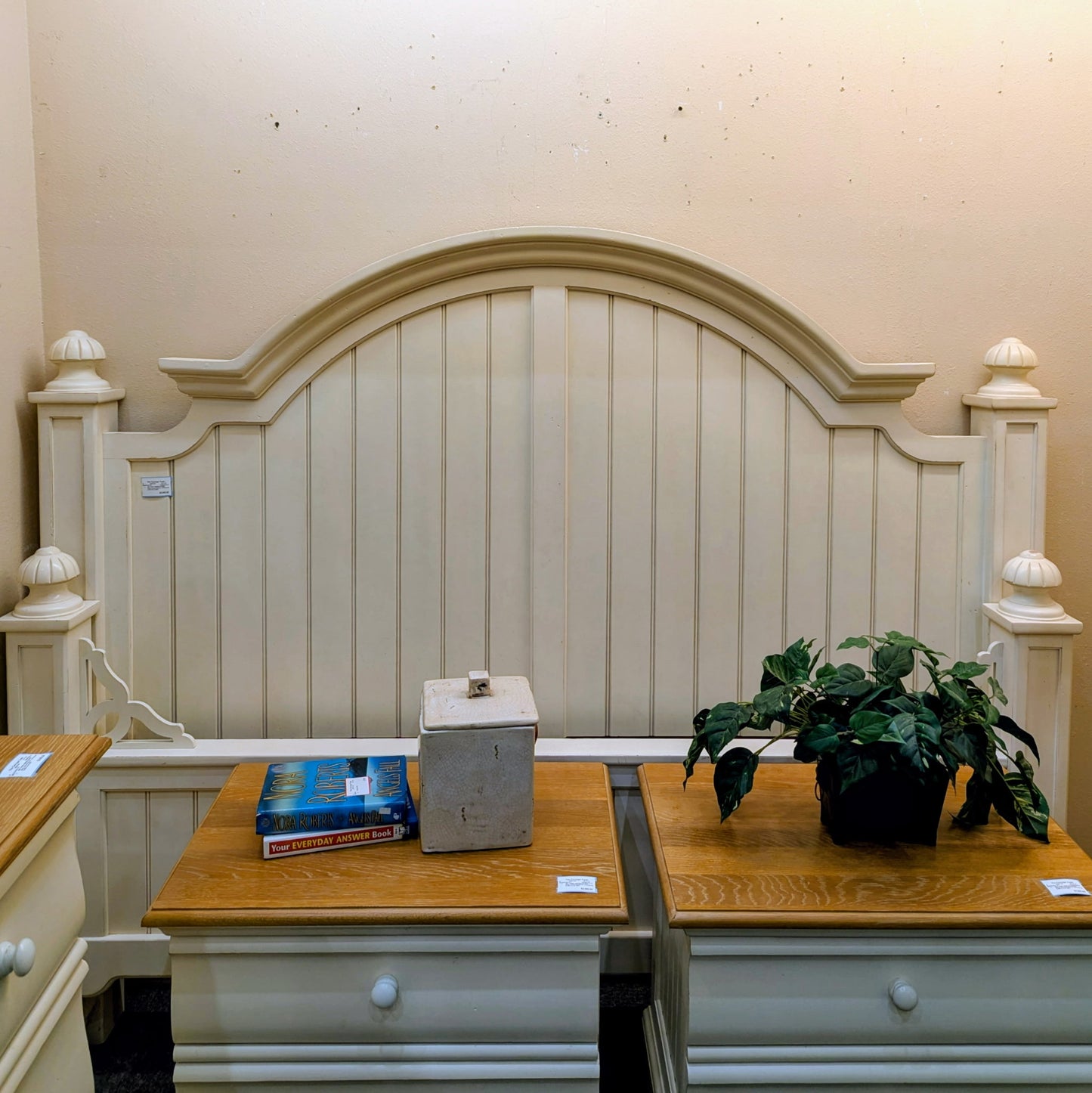 THOMASVILLE BEDROOM SET