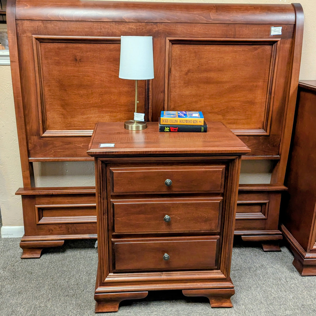 BEDROOM SET