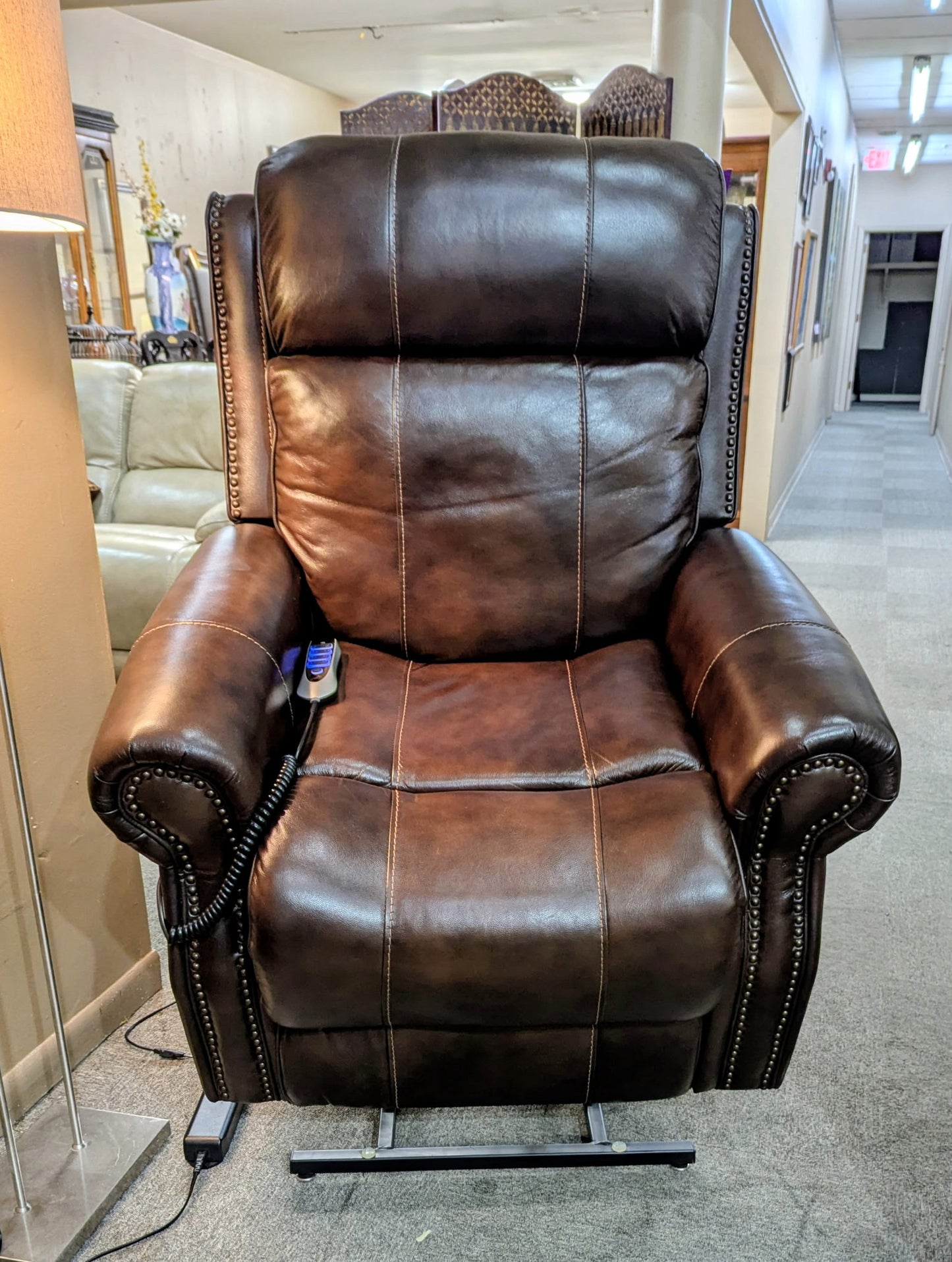 RECLINER