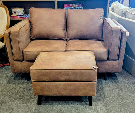 LOVESEAT W/OTTOMAN