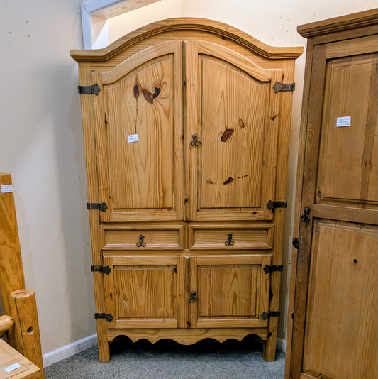 ARMOIRE