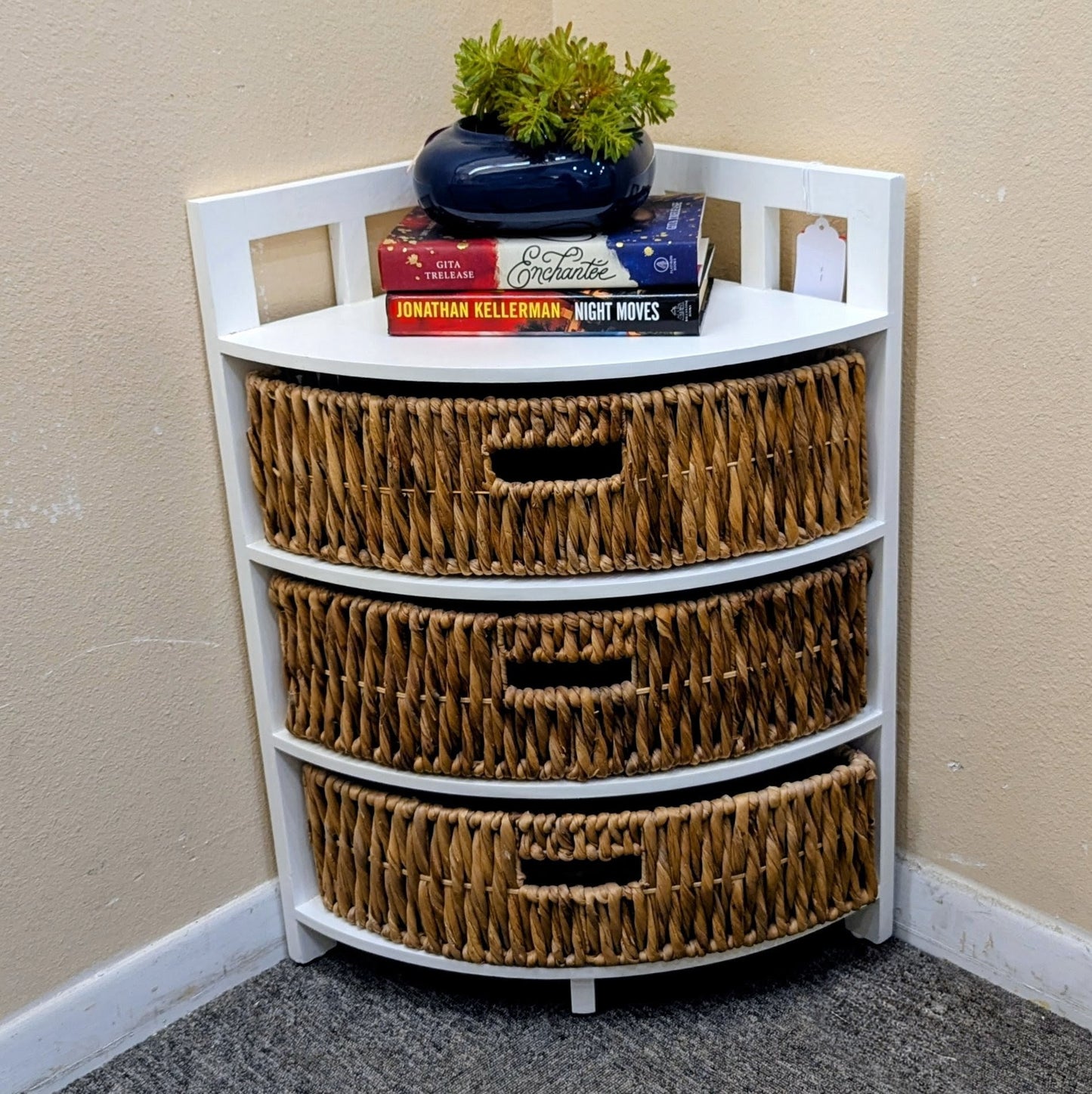 STORAGE UNIT