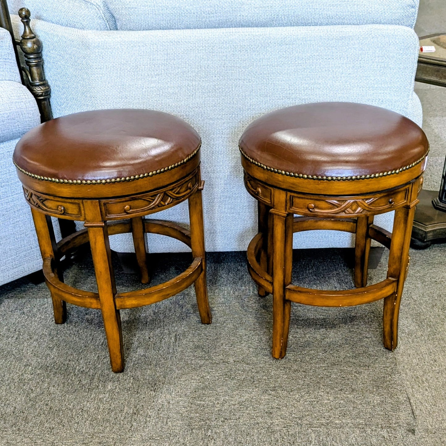 HILLSDALE BAR STOOLS