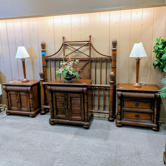 CINDY CRAWFORD BEDROOM SET