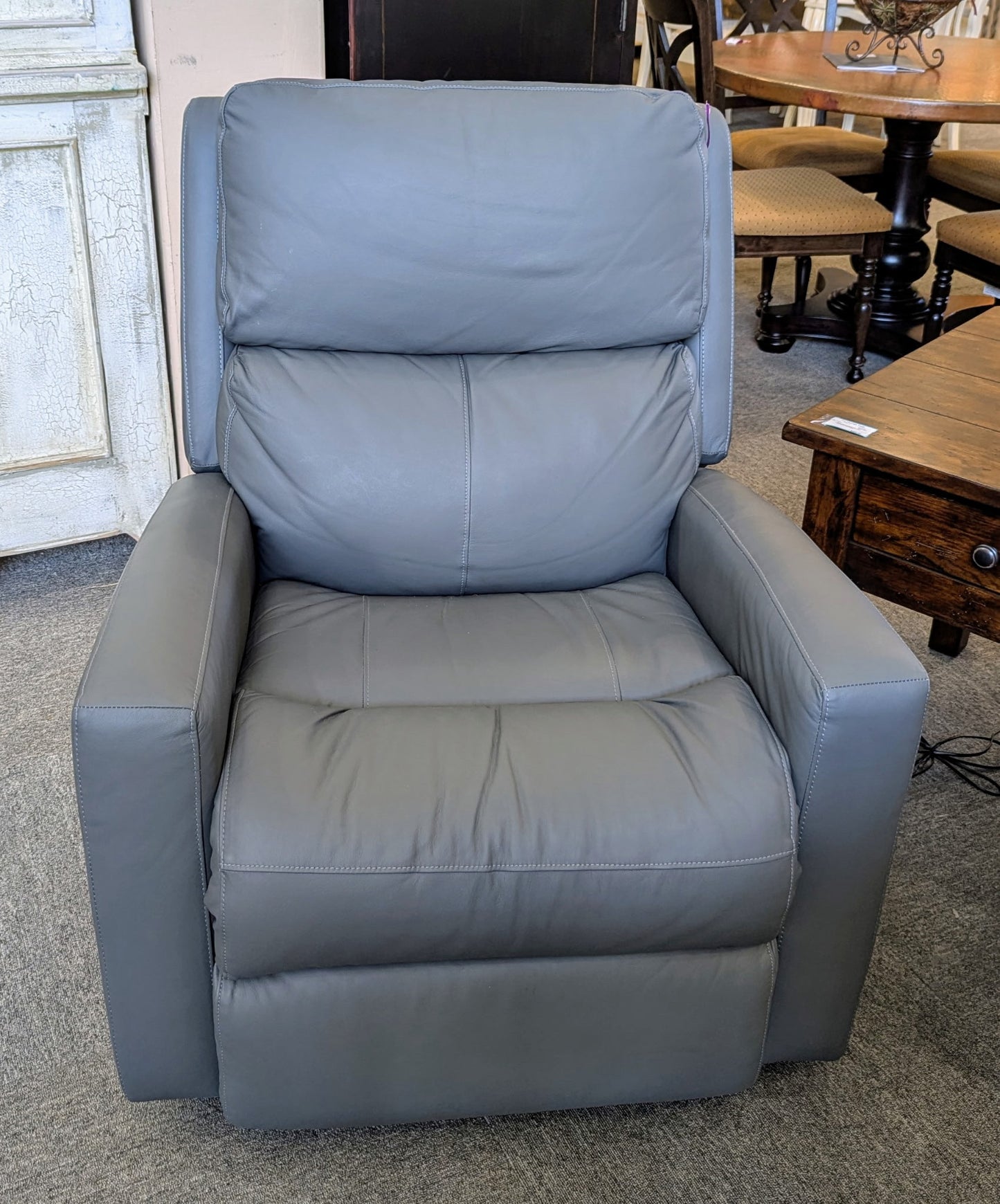 RECLINER