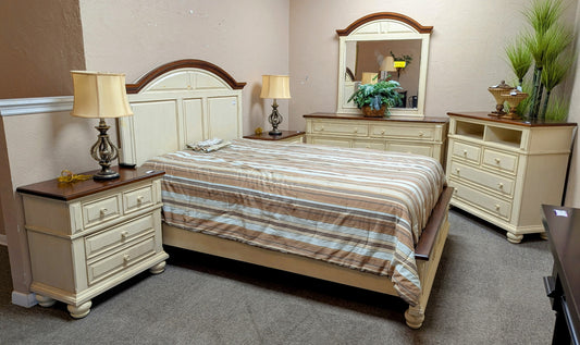 BEDROOM SET