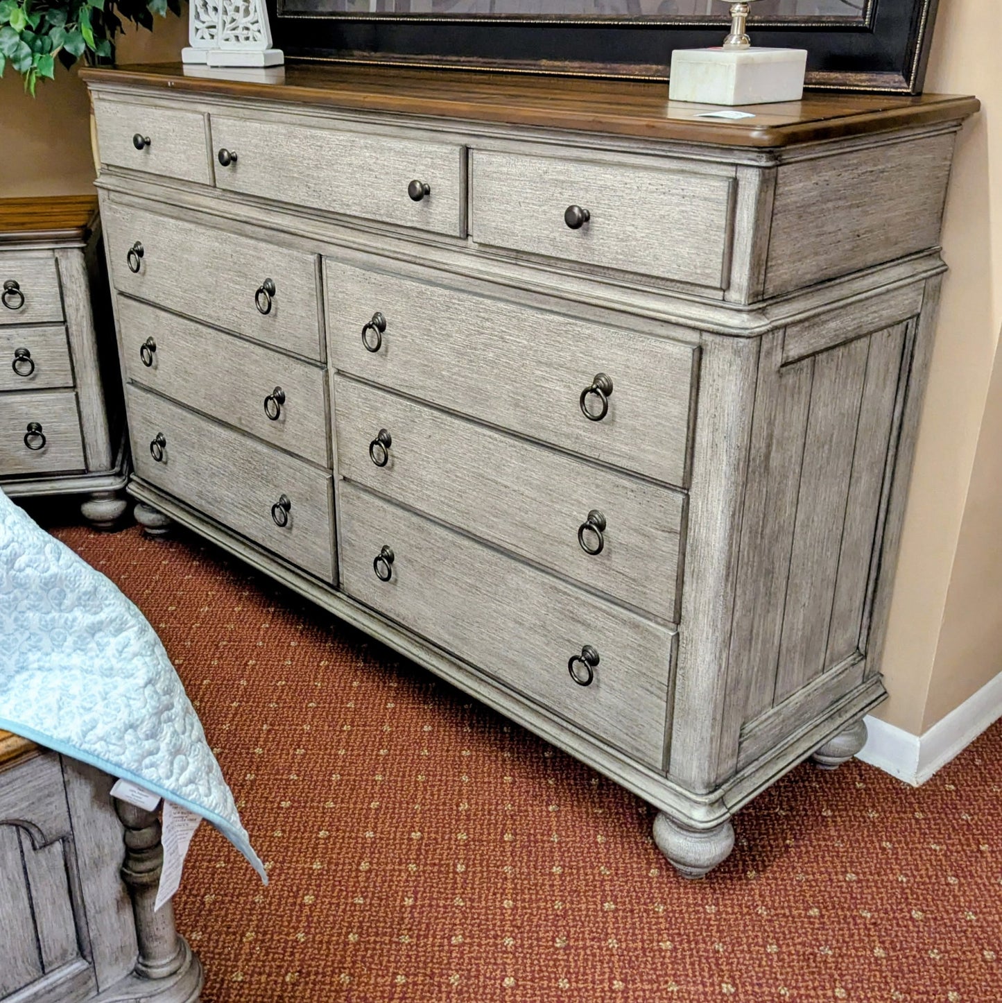Flexsteel BEDROOM SET