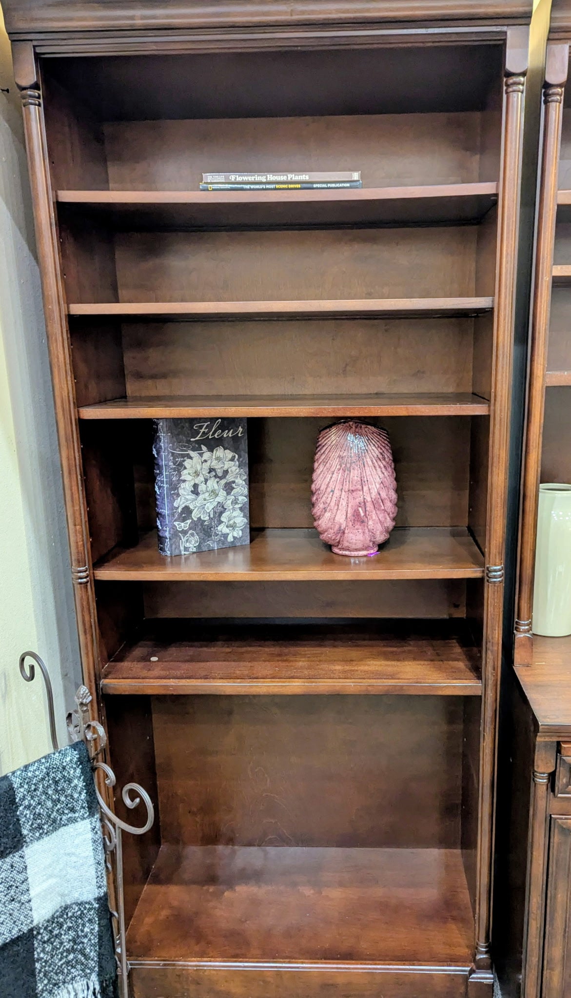 DESK UNIT
