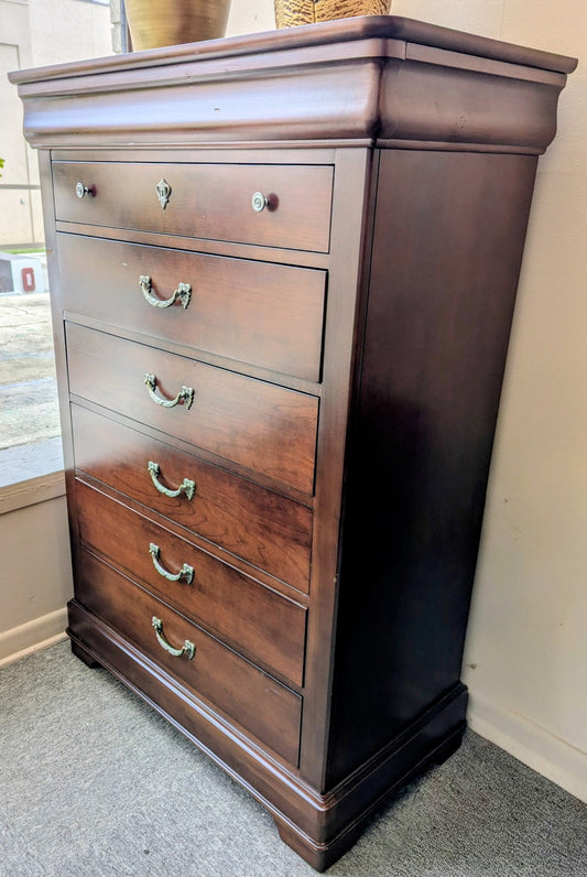 DREXEL CHEST