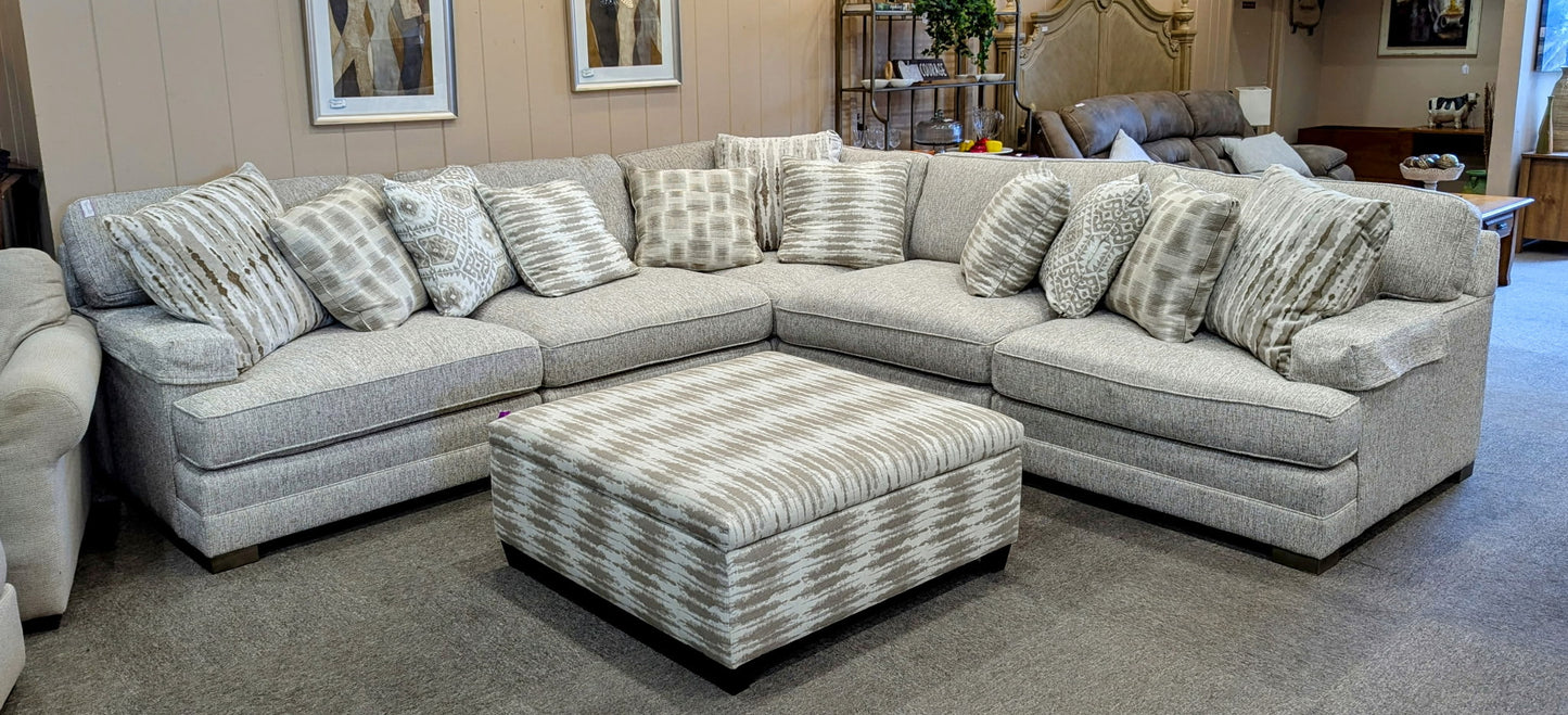 KING HICKORY SECTIONAL